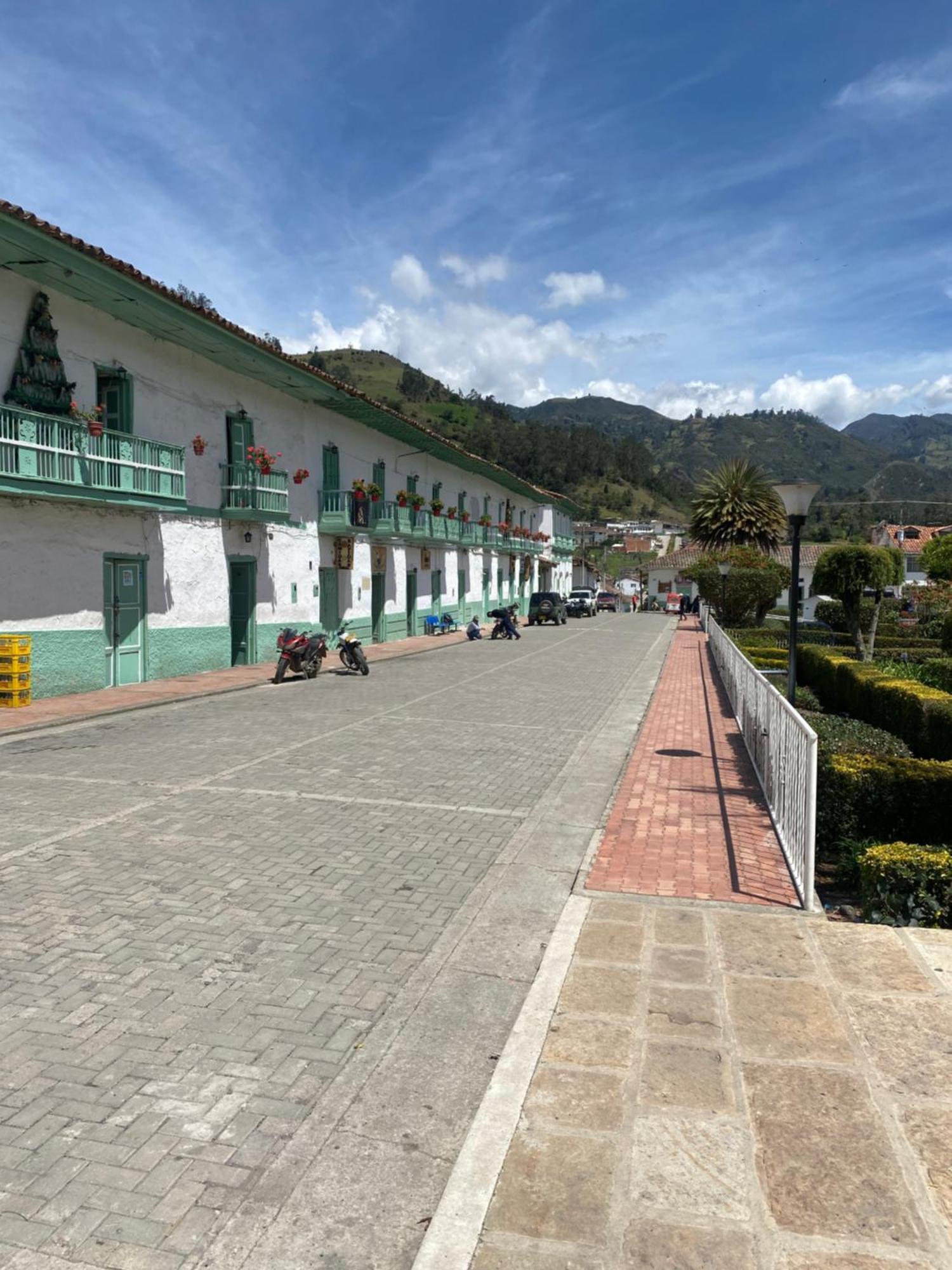 Gll Hotel El Cocuy 外观 照片